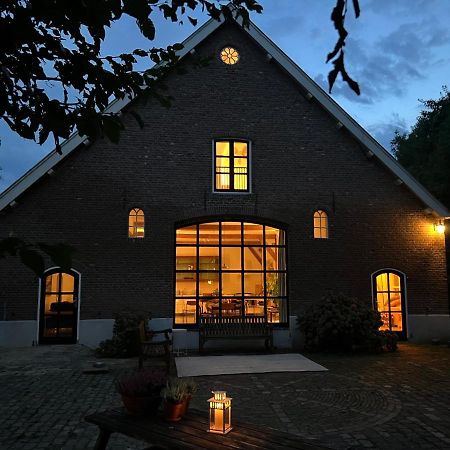 Bed and Breakfast De Danenberg Slijk-Ewijk Exterior foto